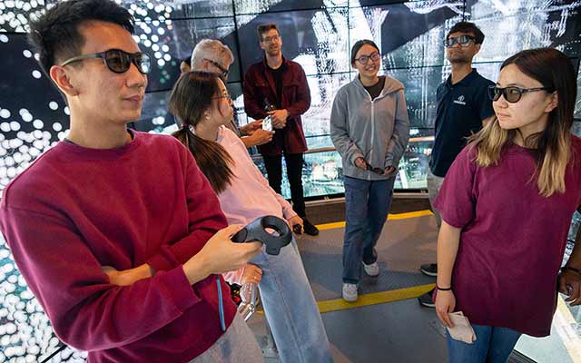Students Showcase Their Work in Augmented and Virtual Reality at the Qualcomm Institute 
